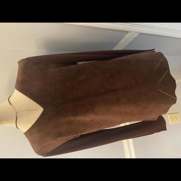 ecru  brown suede long sleeve top - Picture 5 of 14